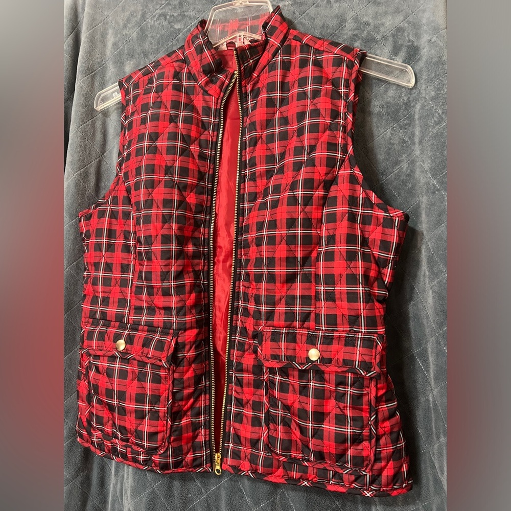 Women's River & Rose Size Medium Christmas Themed Front Snap Pocket Vest